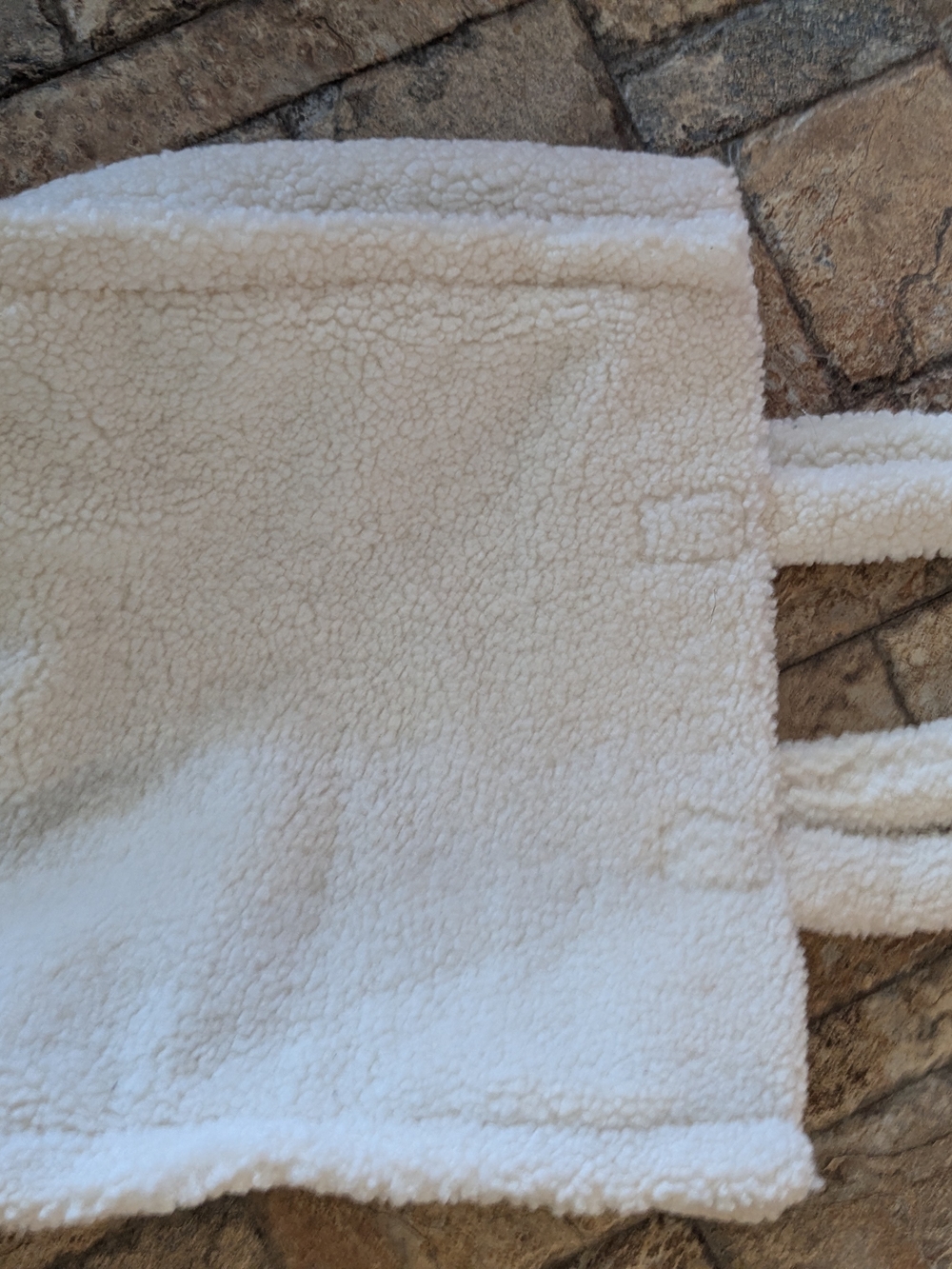 NWT Victoria's Secret White Shearling Shelby Getaway Tote Bag Large Cozy Travel - Picture 2 of 4